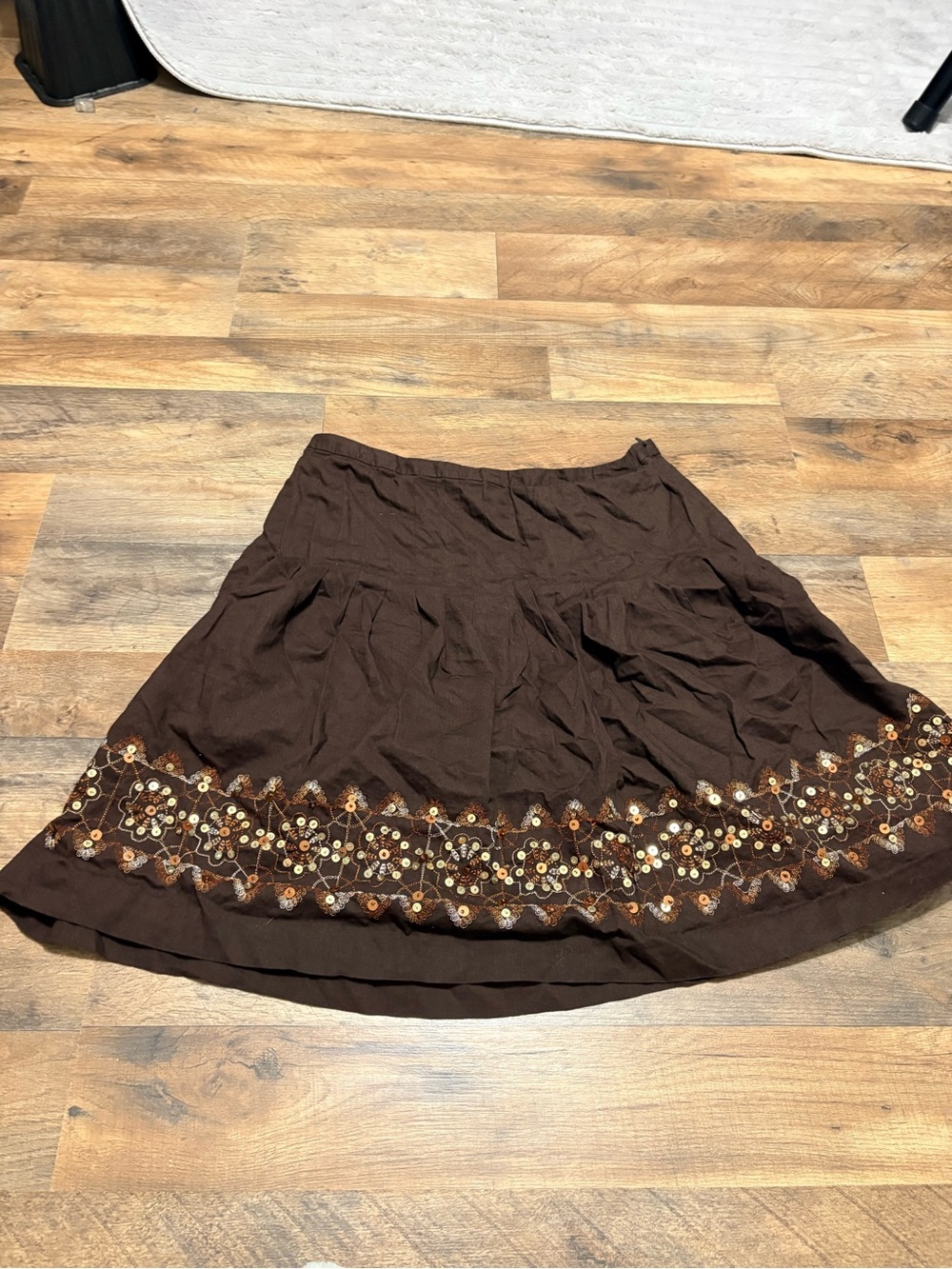 Ann Taylor LOFT Petite Brown Embroidered Skirt Size 8P ✨ Sequin Floral Hem Boho